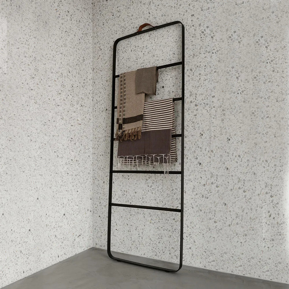 audo copenhagen (menu) | norm towel ladder | black   dark oak