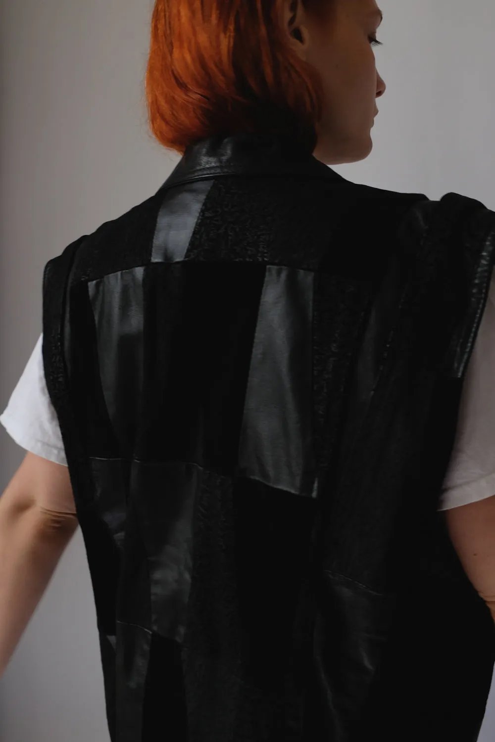 BLACK LEATHER VINTAGE OVERSIZE VEST