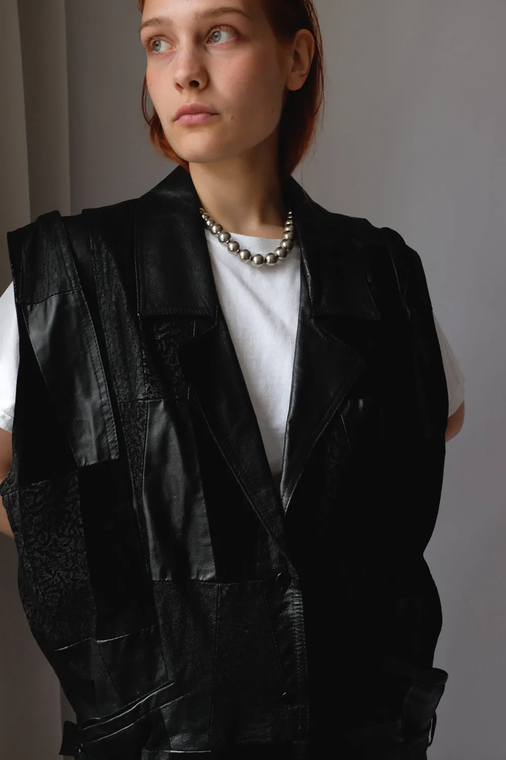 BLACK LEATHER VINTAGE OVERSIZE VEST