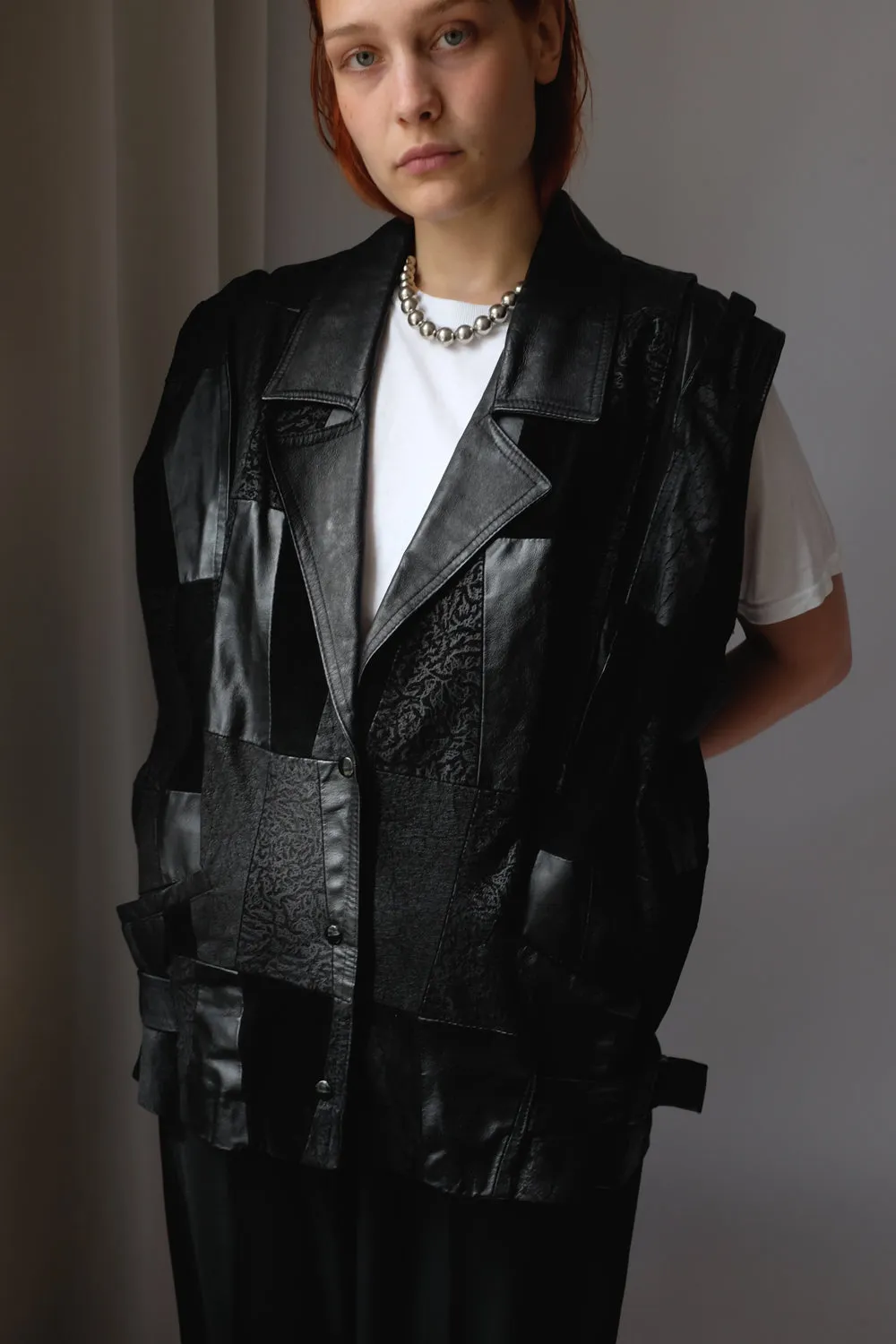 BLACK LEATHER VINTAGE OVERSIZE VEST