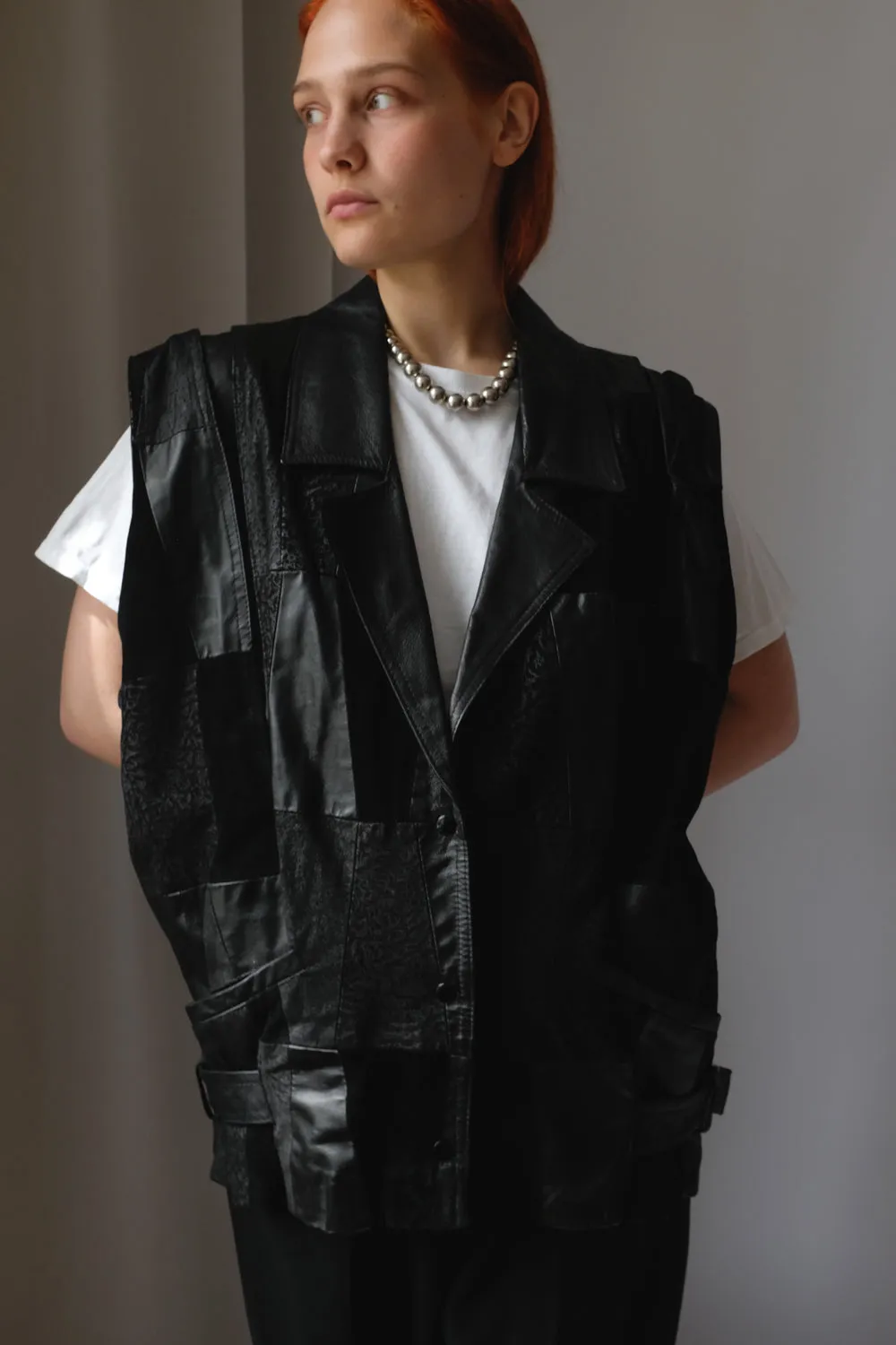 BLACK LEATHER VINTAGE OVERSIZE VEST